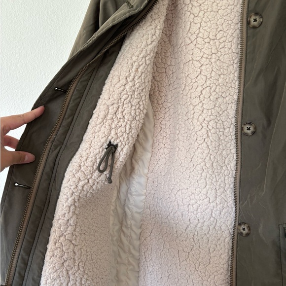 Abercrombie and Fitch Olive Parka Jacket - Picture 7 of 9